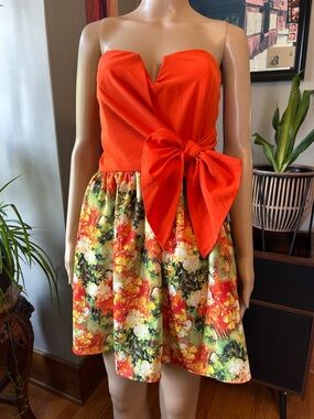 Francesca's Collections Orange Strapless Floral Bow Dress